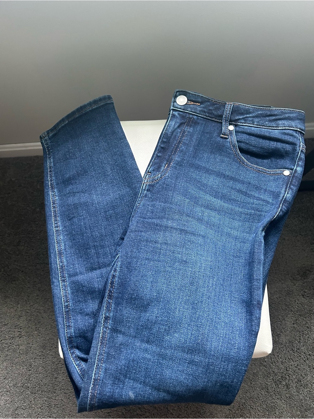 Quince Women's Straight Leg Jeans in Medium Blue Wash